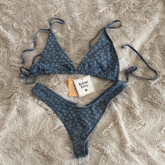 Kulani Kinis Other - Kulani kinis Denim Blue Floral Triangle Bikini Set